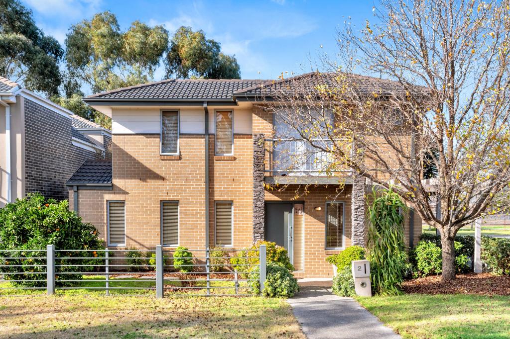 2 AMIENS GRN, SOUTH MORANG, VIC 3752