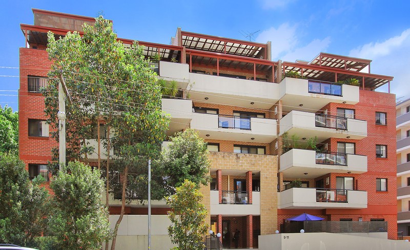 11/9-11 Bathurst St, Liverpool, NSW 2170