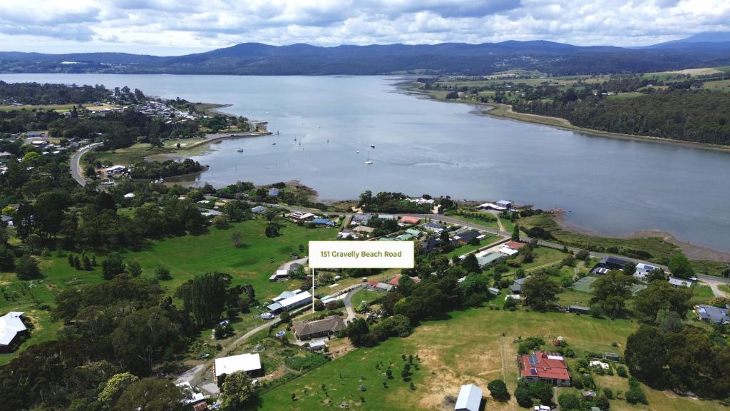 151 Gravelly Beach Rd, Blackwall, TAS 7275