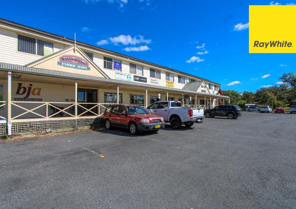 Suite 4/18 Sweaney St, Inverell, NSW 2360