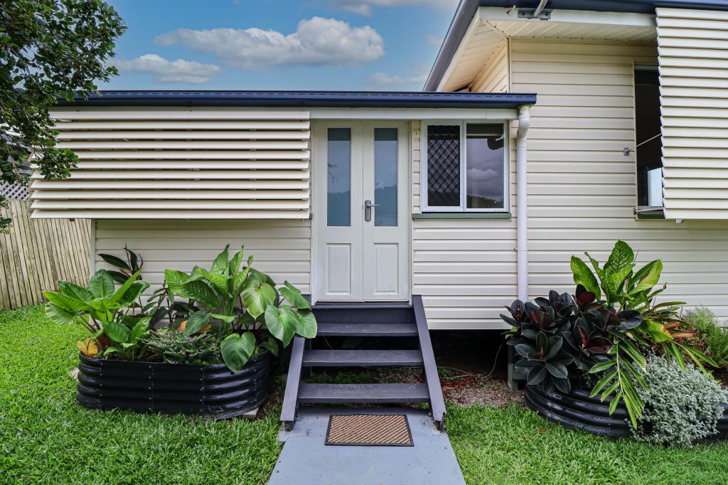 100 Off Lane, South Gladstone, QLD 4680