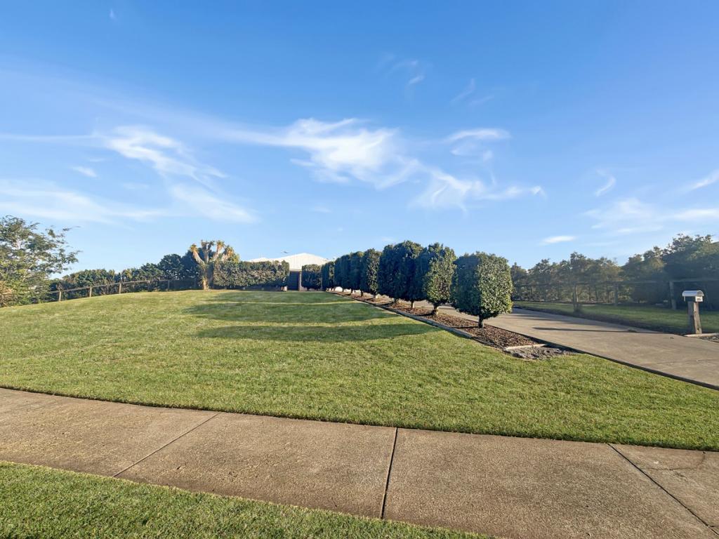 35 Peak Ct, Peak Crossing, QLD 4306