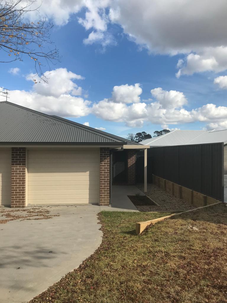 10a Huxtable Pl, Goulburn, NSW 2580