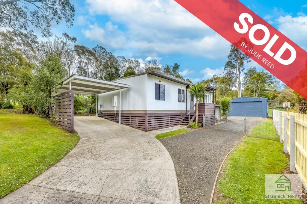 4 St Phillack Cres, Rawson, VIC 3825