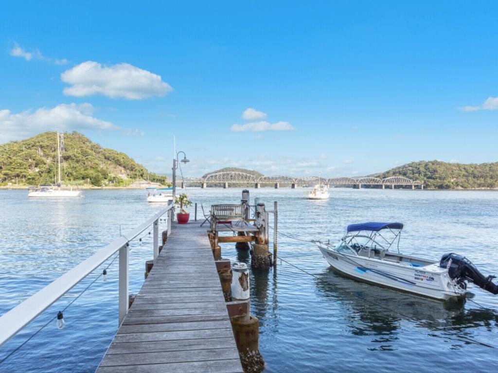 60 Riverview Ave, Dangar Island, NSW 2083