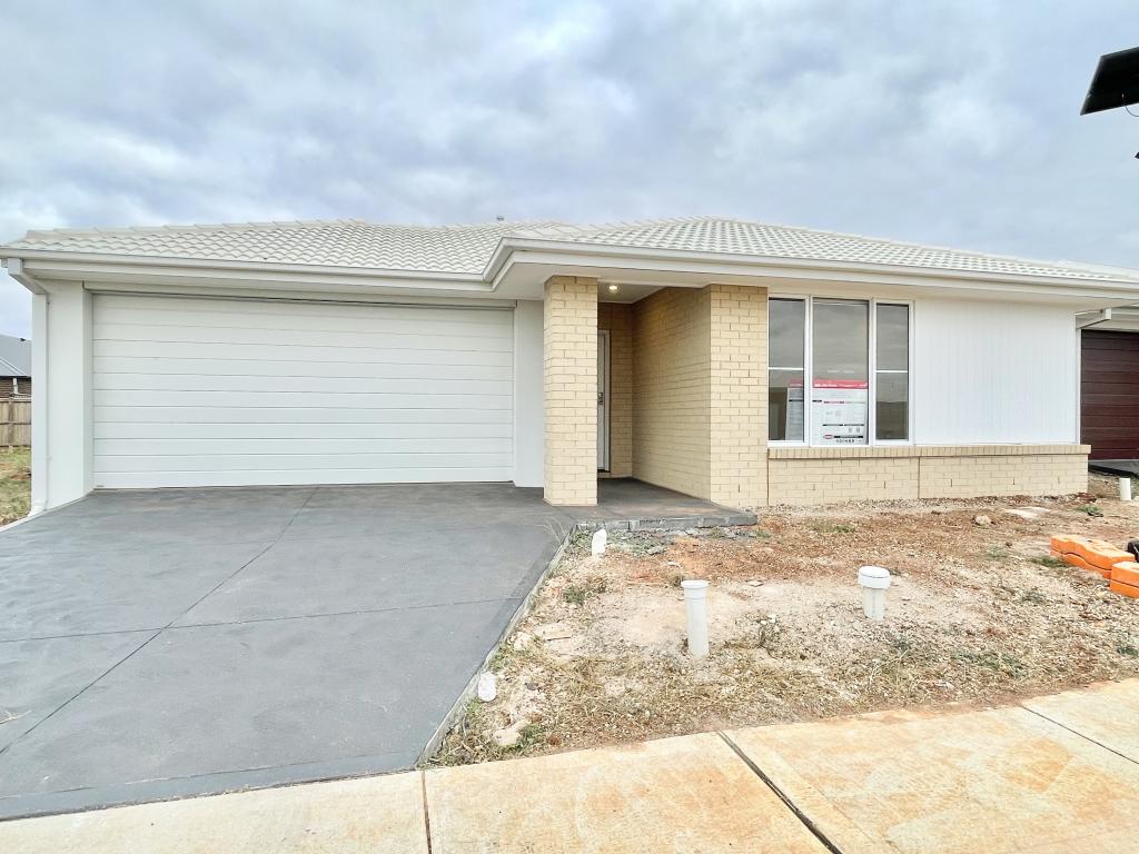110 Aristides Cres, Thornhill Park, VIC 3335