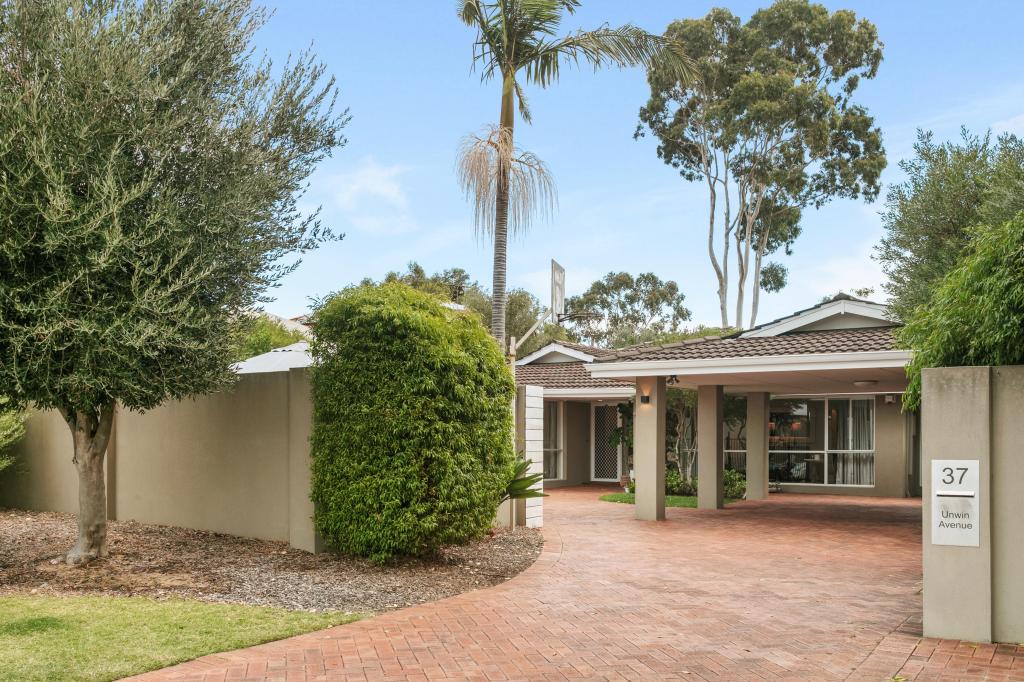 37 Unwin Ave, Wembley Downs, WA 6019