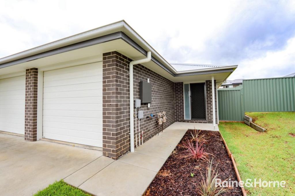 21a Bolton St, Kelso, NSW 2795