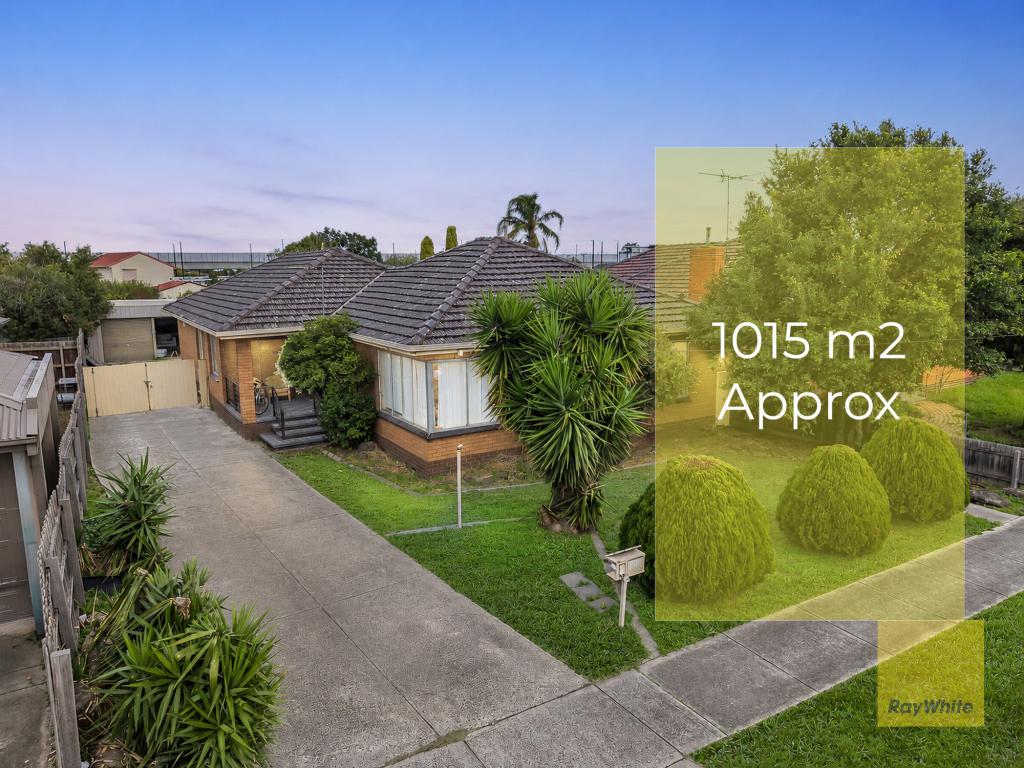 1 WOOD ST, DEER PARK, VIC 3023