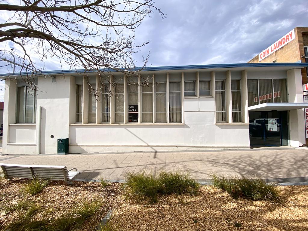 160 Sharp St, Cooma, NSW 2630