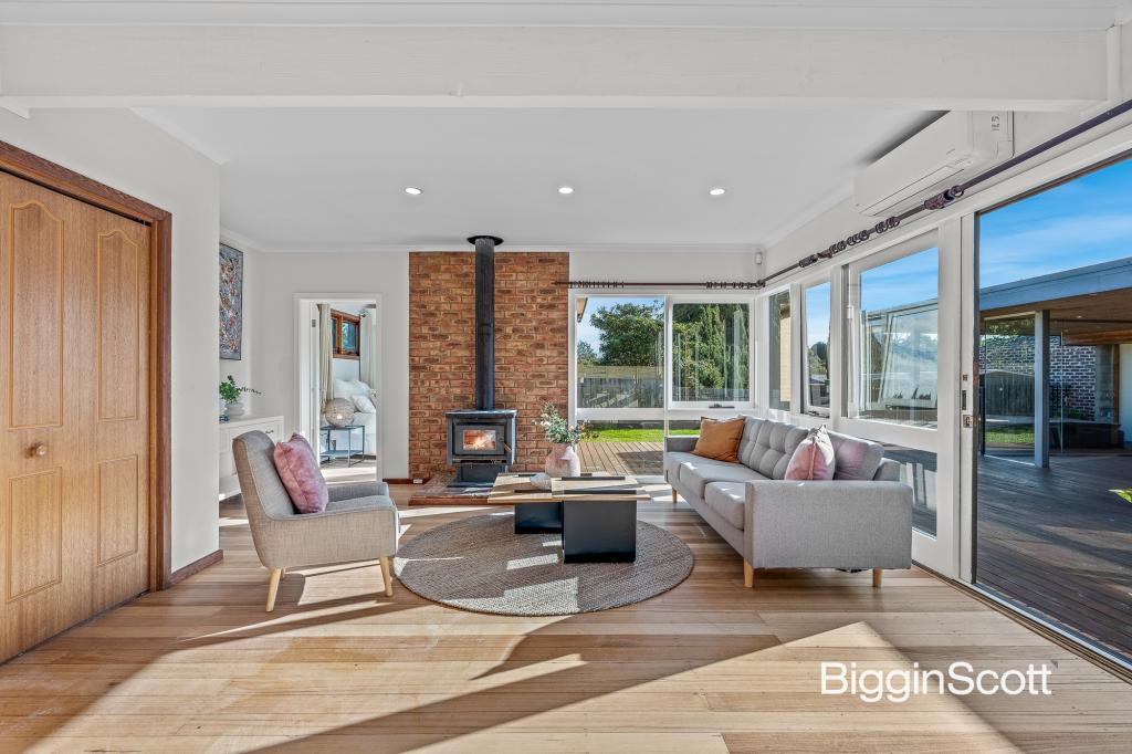 11 Westerfield Dr, Notting Hill, VIC 3168