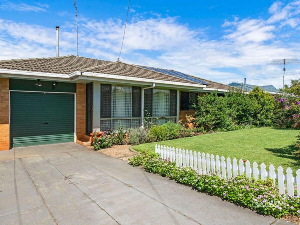 36 Fitzpatrick St, Wilsonton, QLD 4350