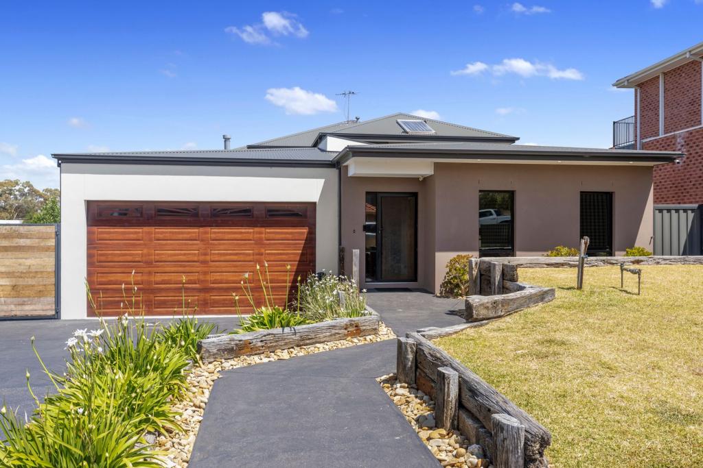 13 Augusta Pl, Darley, VIC 3340