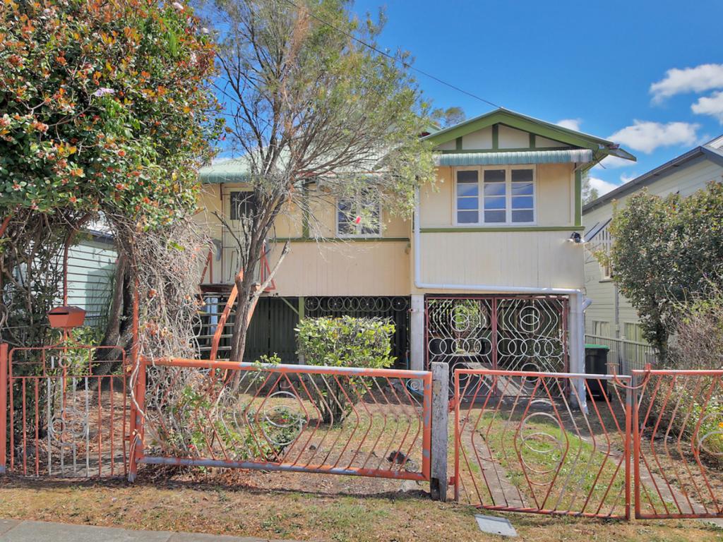 102 Milsom St, Coorparoo, QLD 4151