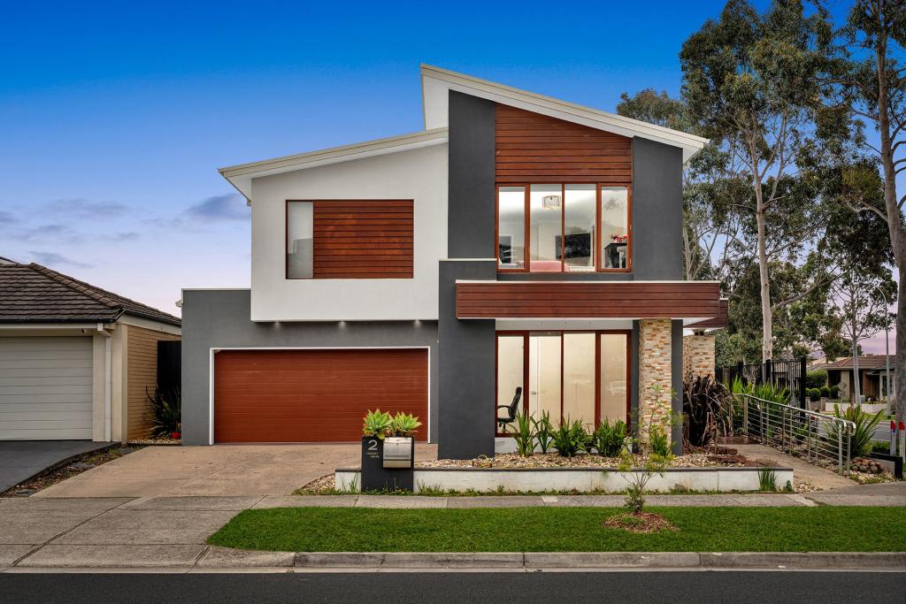 2 FOREST DR, CLYDE NORTH, VIC 3978