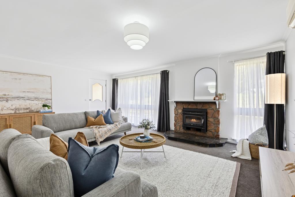 16 Collins St, Hahndorf, SA 5245