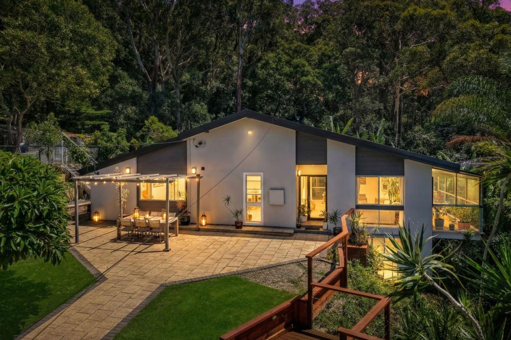 10 Lucia Ave, Copacabana, NSW 2251