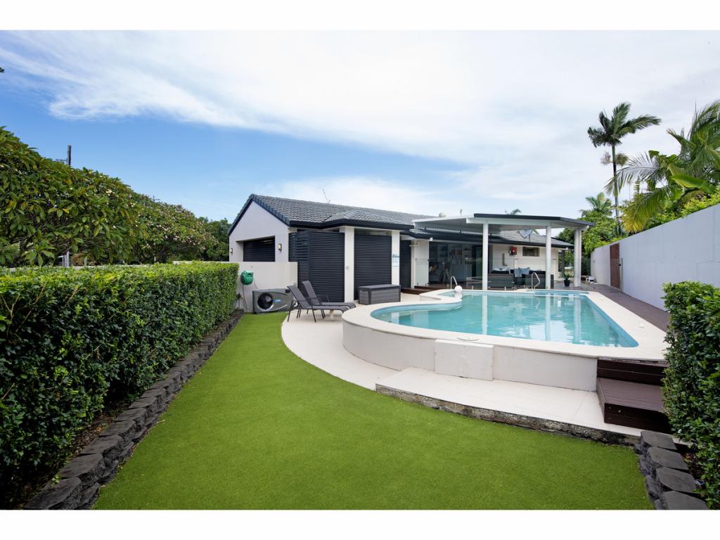 50 Merrimac Bvd, Broadbeach Waters, QLD 4218