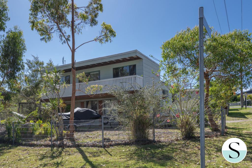 4 Pinaroo Rd, Gwandalan, NSW 2259