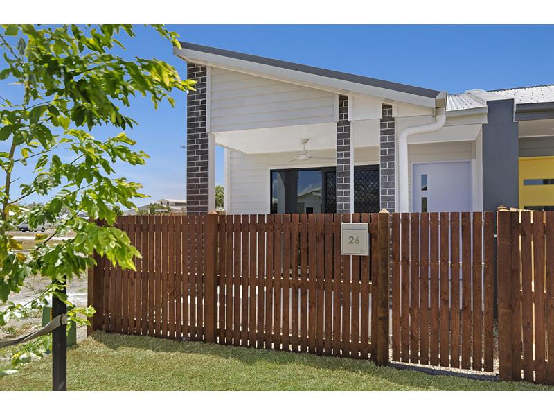 26 LAWRIE AVE, OONOONBA, QLD 4811