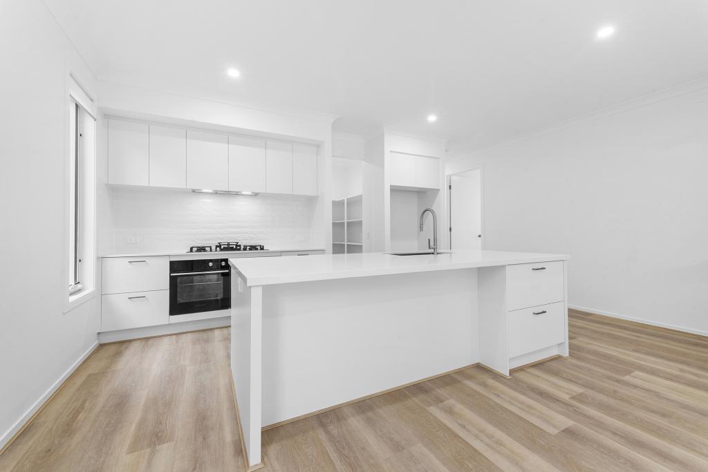 14 Kestrel St, Worongary, QLD 4213