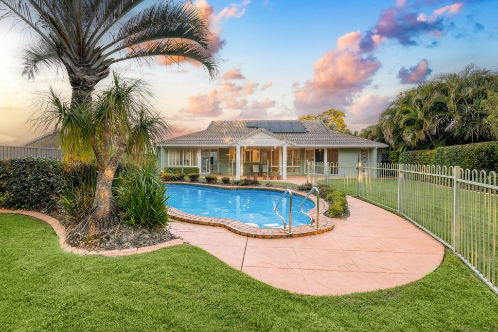 33 Molakai Dr, Mountain Creek, QLD 4557