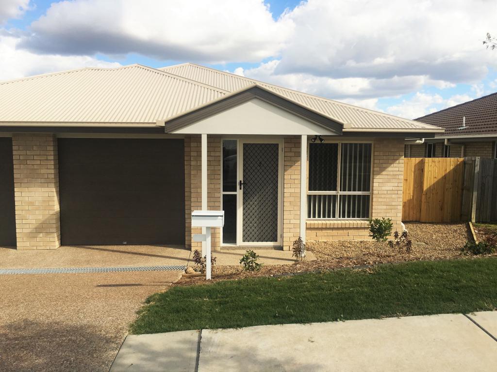 2/52 Whitmore Cres, Goodna, QLD 4300