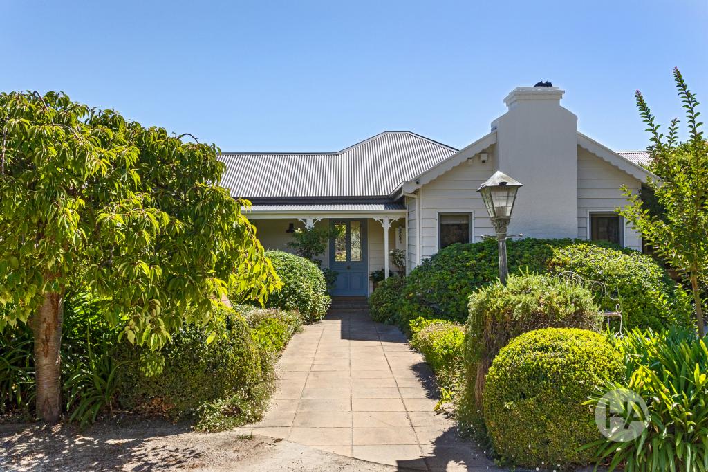 6 THORNTON RD, MOUNT ELIZA, VIC 3930
