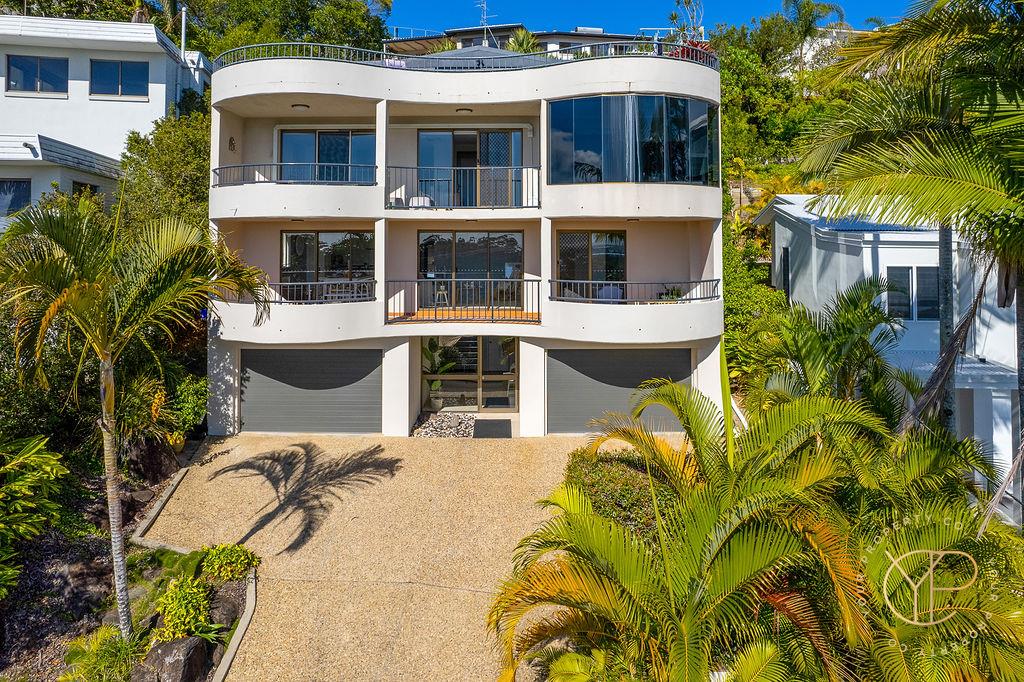 1/33 Yakola Pde, Alexandra Headland, QLD 4572