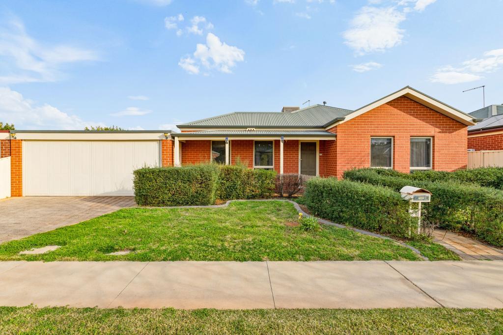 43 GOLDEN ASH DR, MILDURA, VIC 3500