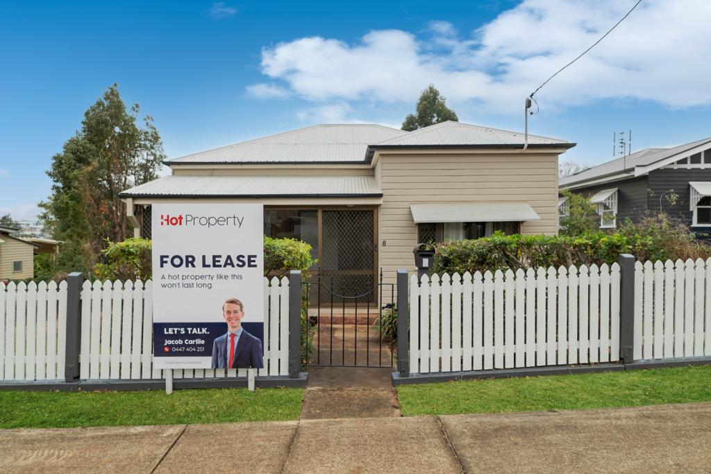 8 VACY ST, NEWTOWN, QLD 4350