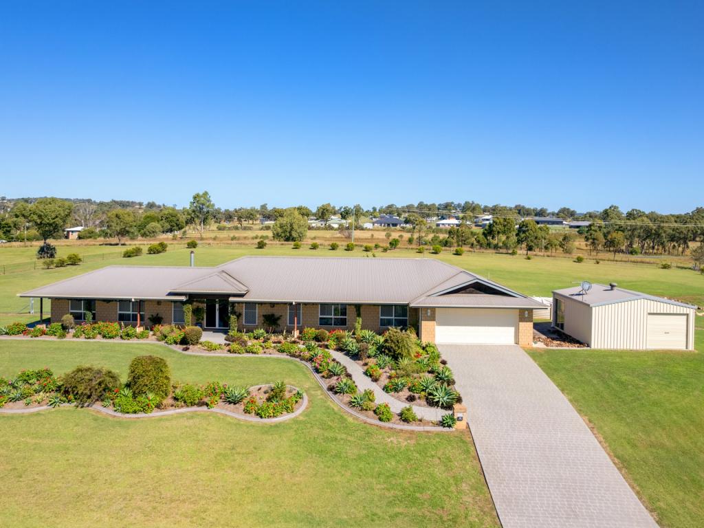 10 Condavale Dr, Rosenthal Heights, QLD 4370