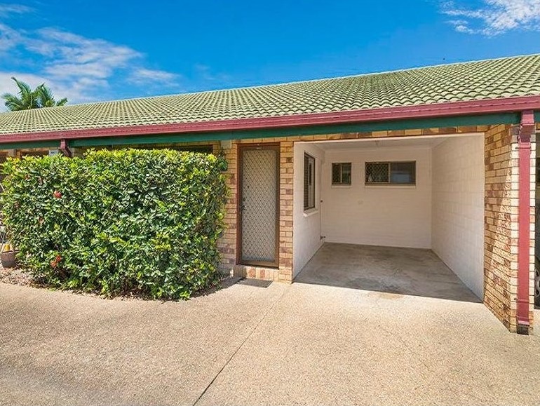 2/27 CAMP ST, MUNDINGBURRA, QLD 4812