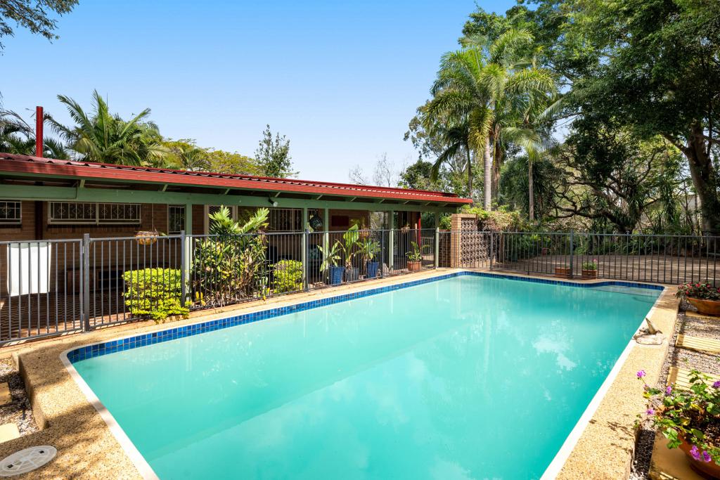 15 Acfold St, Norman Park, QLD 4170