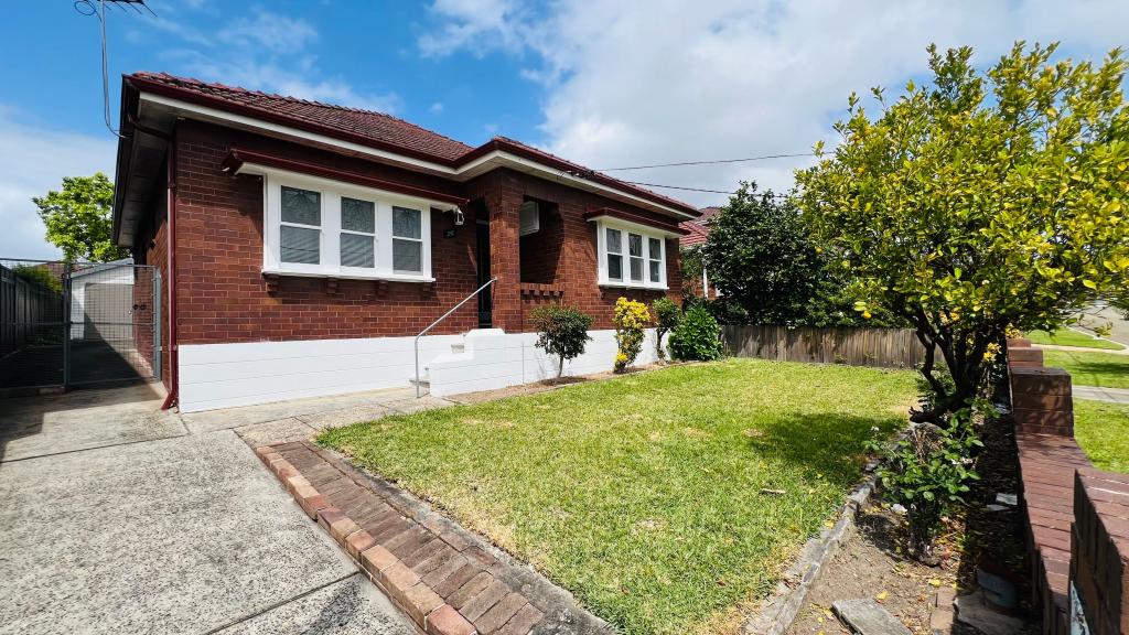 14 Way St, Kingsgrove, NSW 2208