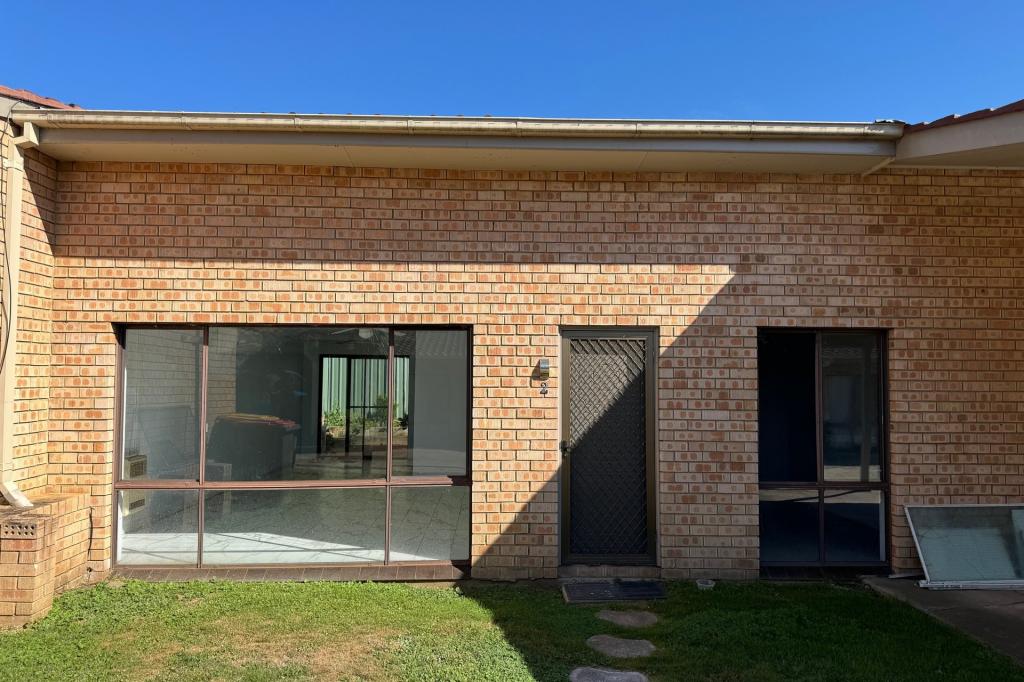 2/143 Lambert St, Bathurst, NSW 2795