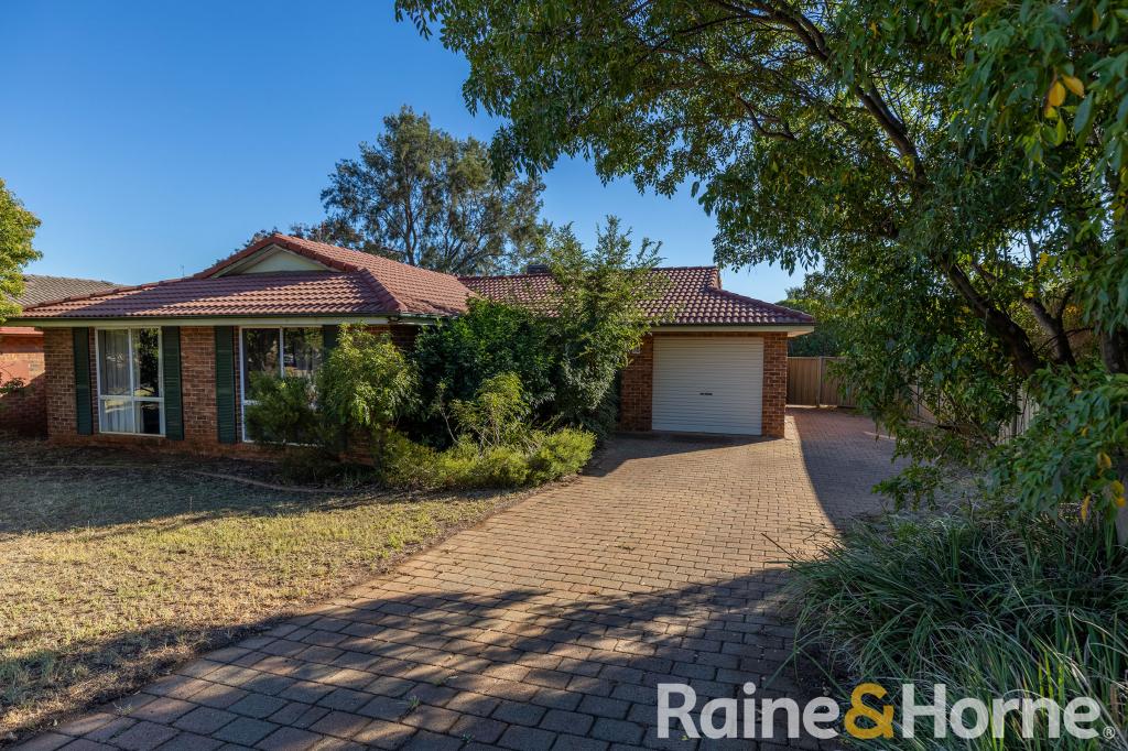 18 Murrayfield Dr, Dubbo, NSW 2830