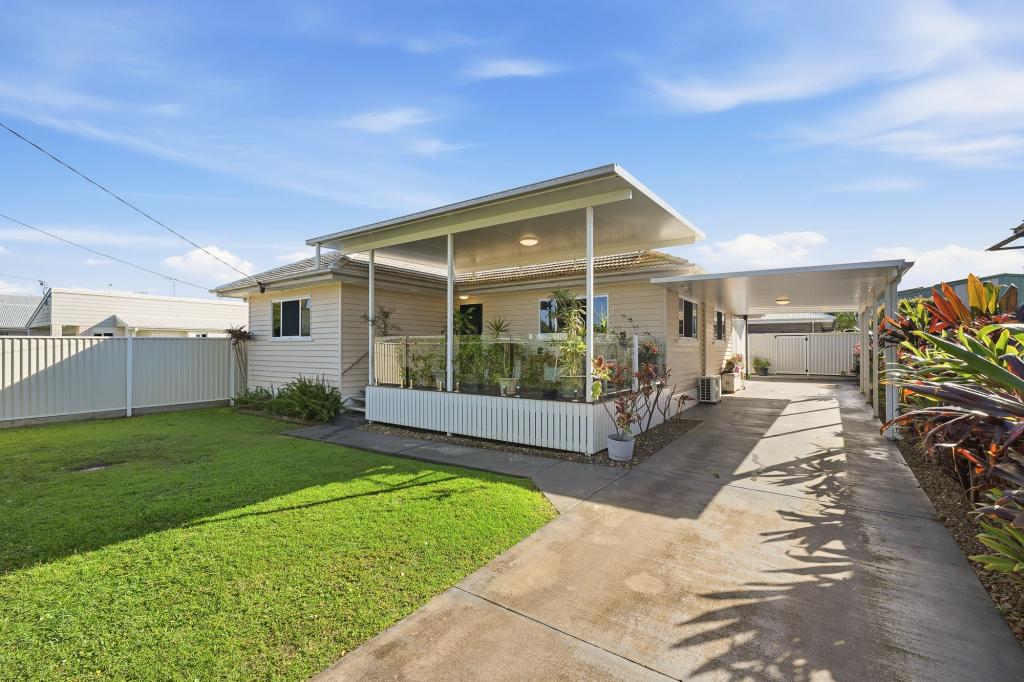 32 Bramble St, Woody Point, QLD 4019