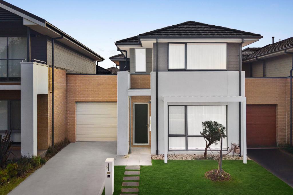 5 PRODUCE RD, WANTIRNA SOUTH, VIC 3152