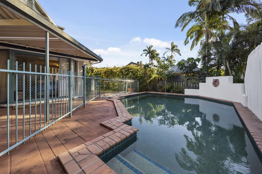 8 Casuarina St, Bridgeman Downs, QLD 4035