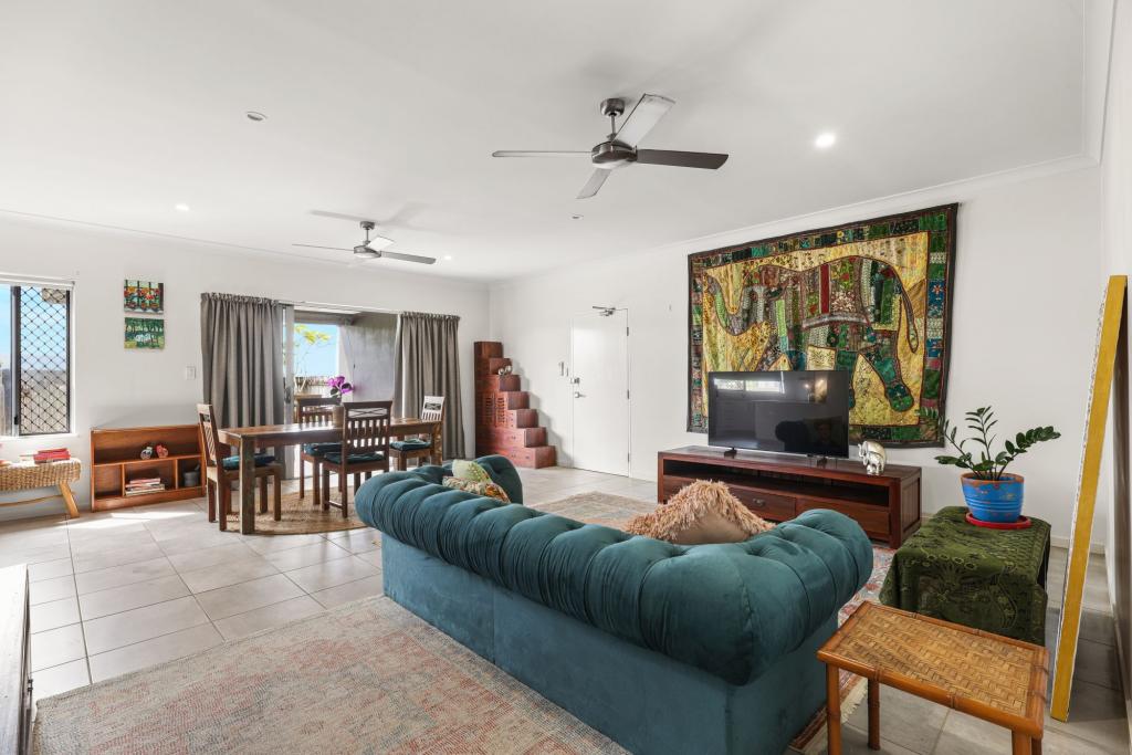 1/211-213 Kamerunga Rd, Freshwater, QLD 4870
