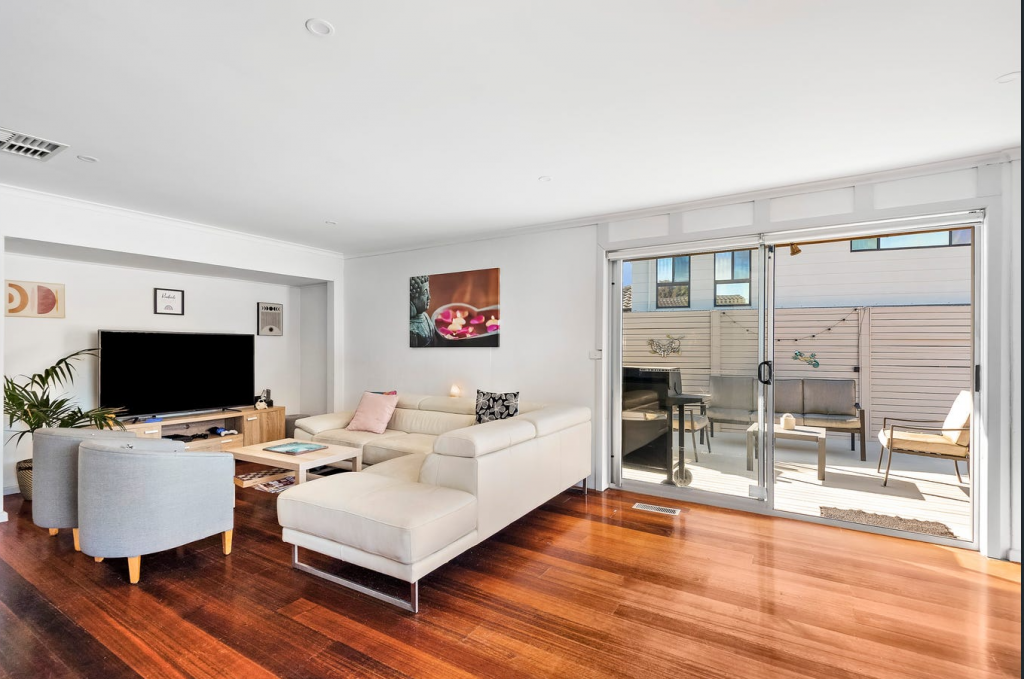 11 Eastbourne Ct, Frankston, VIC 3199