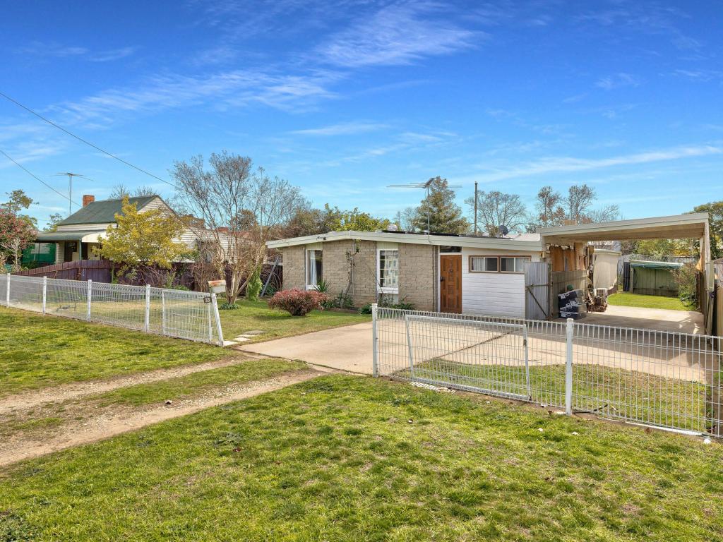 33 Edward St, Corowa, NSW 2646