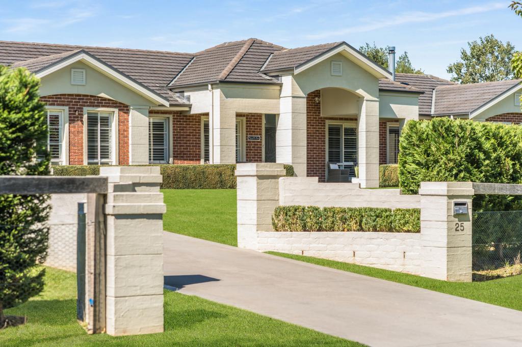 25 Watkins Dr, Moss Vale, NSW 2577