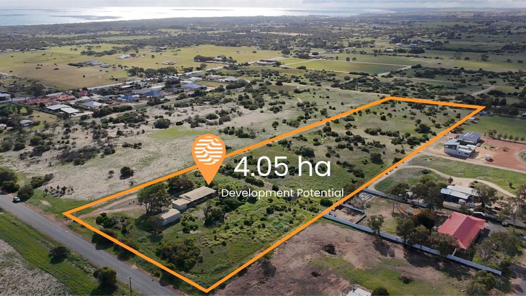 37 Constantine Rd, Waggrakine, WA 6530