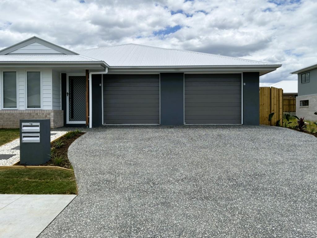 2/16 Basalt Rd, Greenbank, QLD 4124