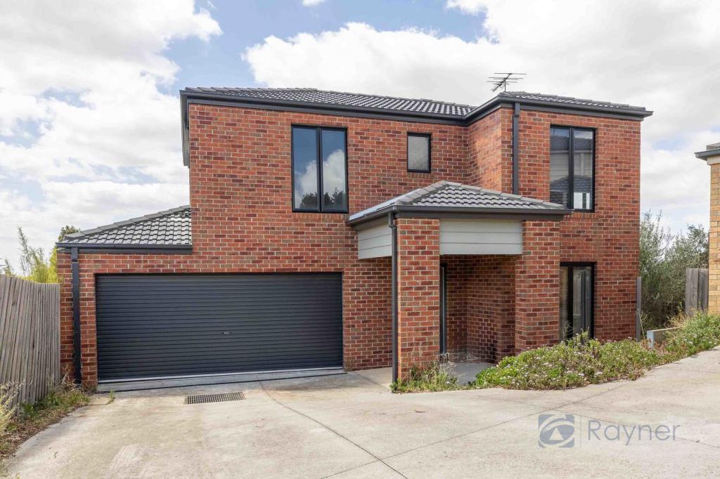 3/2 Lobelia Ct, Darley, VIC 3340