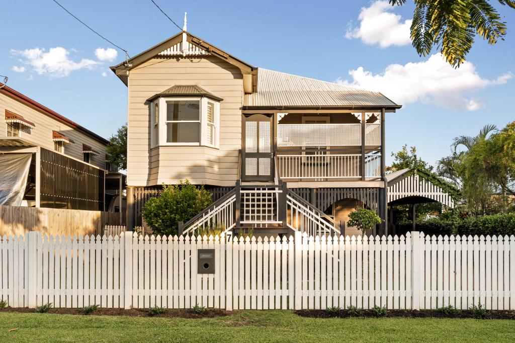7 Cotton St, Shorncliffe, QLD 4017