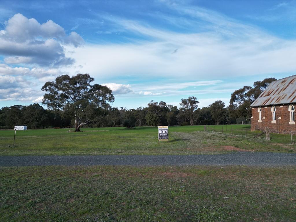 21 Creek St, Mirrool, NSW 2665