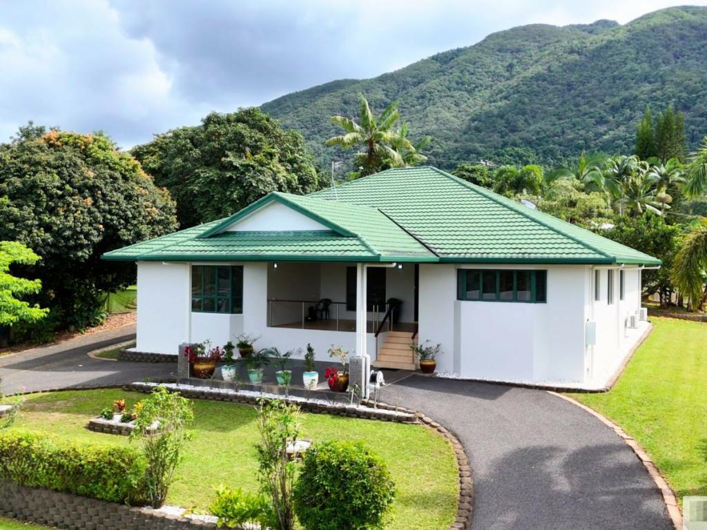 19 Hielscher St, Tully, QLD 4854